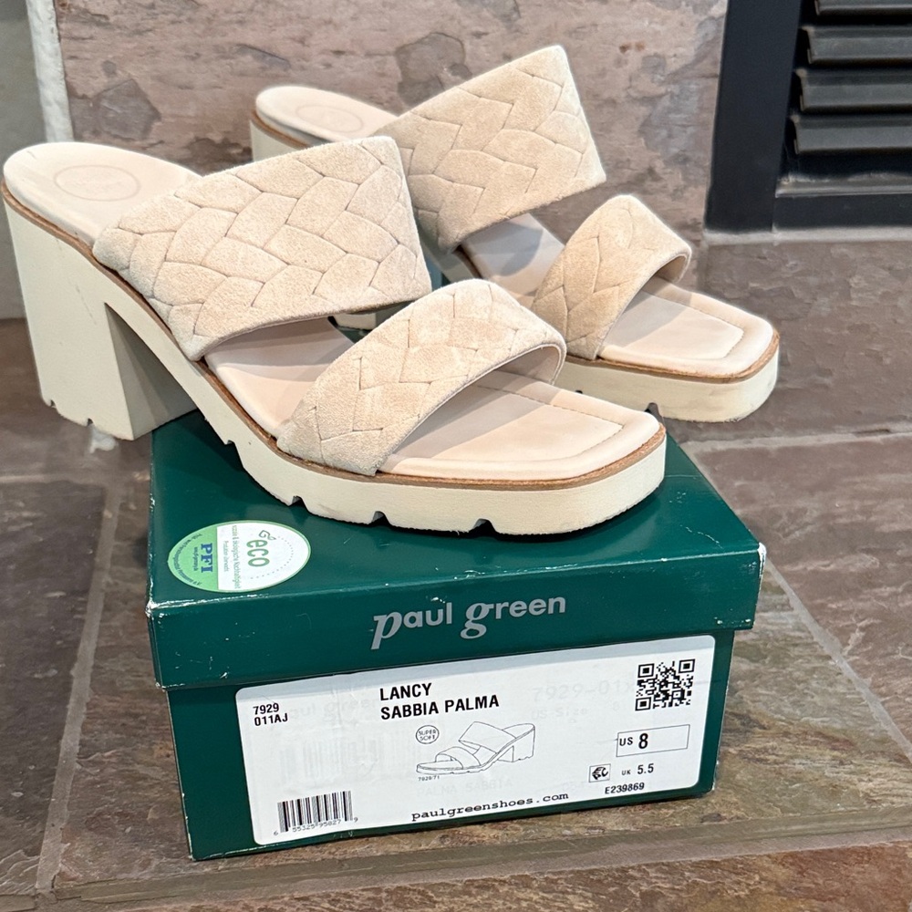 Paul Green Lancy Sabbia Palma and Women's Tan Sandals - like new size 8